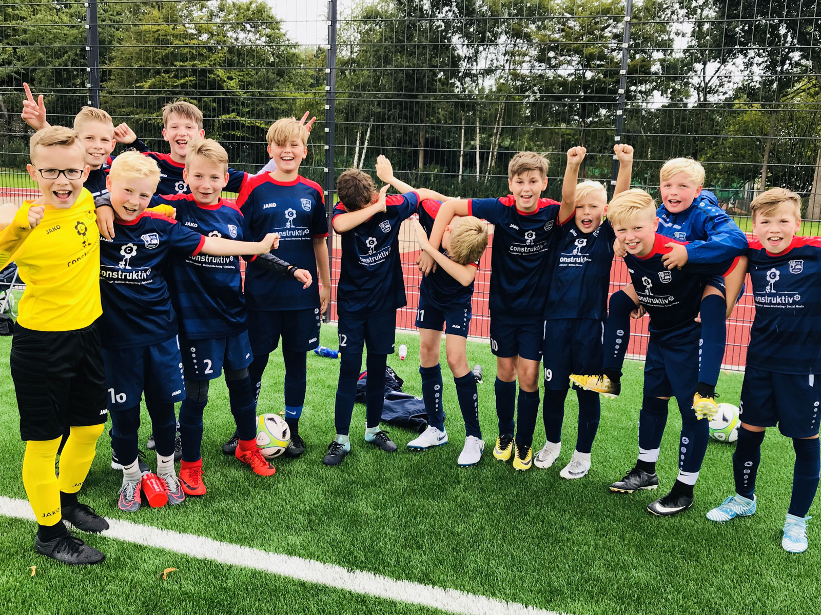 Auch wenn der heutige Gegner vermutlich kein Maßstab für die Spielklasse war, dürfen wir uns am Ende über den gelungen Auftakt in die Punktrunde freuen.